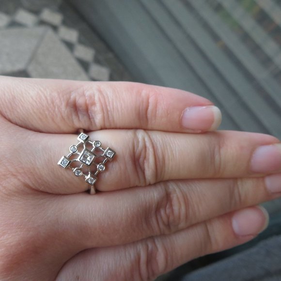 Diamond 14K White Gold Snowflake Ring - Picture 6 of 12